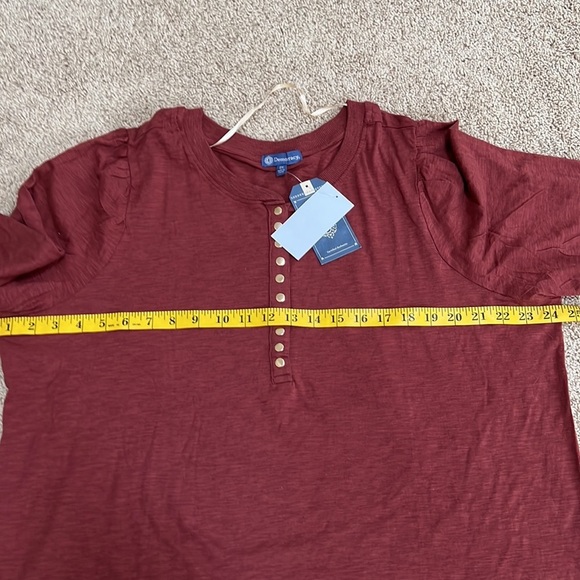 New! Democracy 2X long sleeve top. - Picture 7 of 7